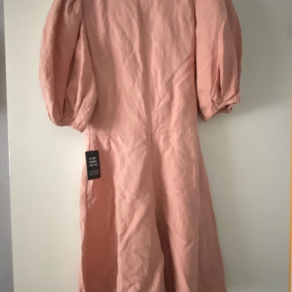 Express Linen Romper - Picture 2 of 3